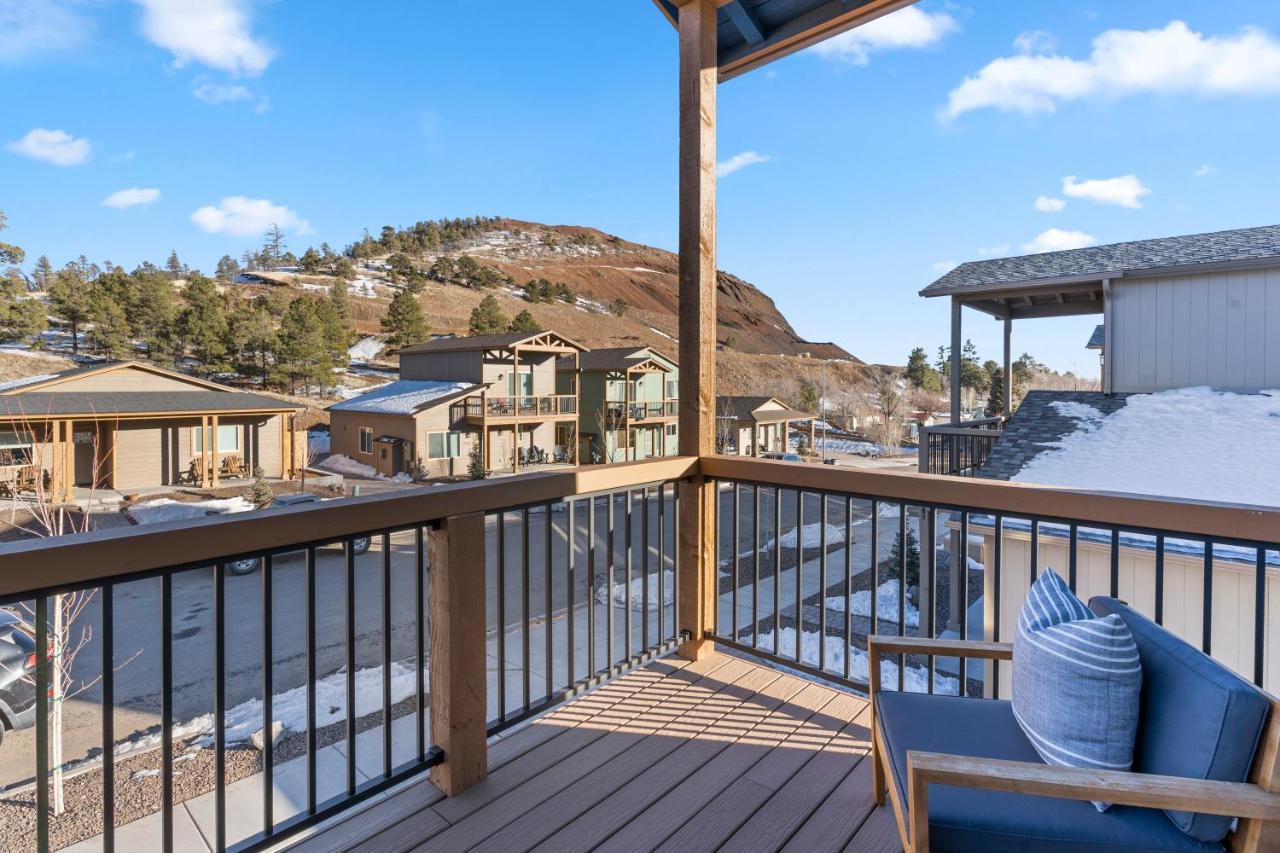 Flg Retreat - Modern Home With Mountain Views 깃대 외부 사진
