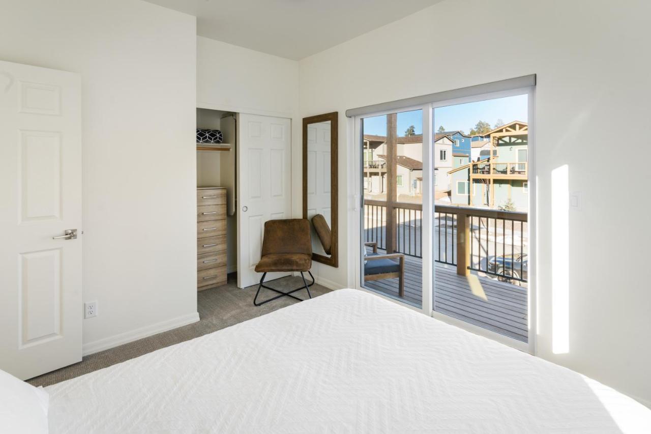 Flg Retreat - Modern Home With Mountain Views 깃대 외부 사진